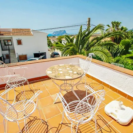 Nicole - With Great Views And Private Pool In Villa *