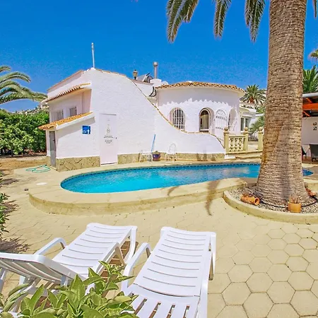 Nicole - With Great Views And Private Pool In Villa