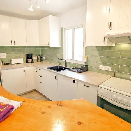 Nicole - With Great Views And Private Pool In Βίλα
